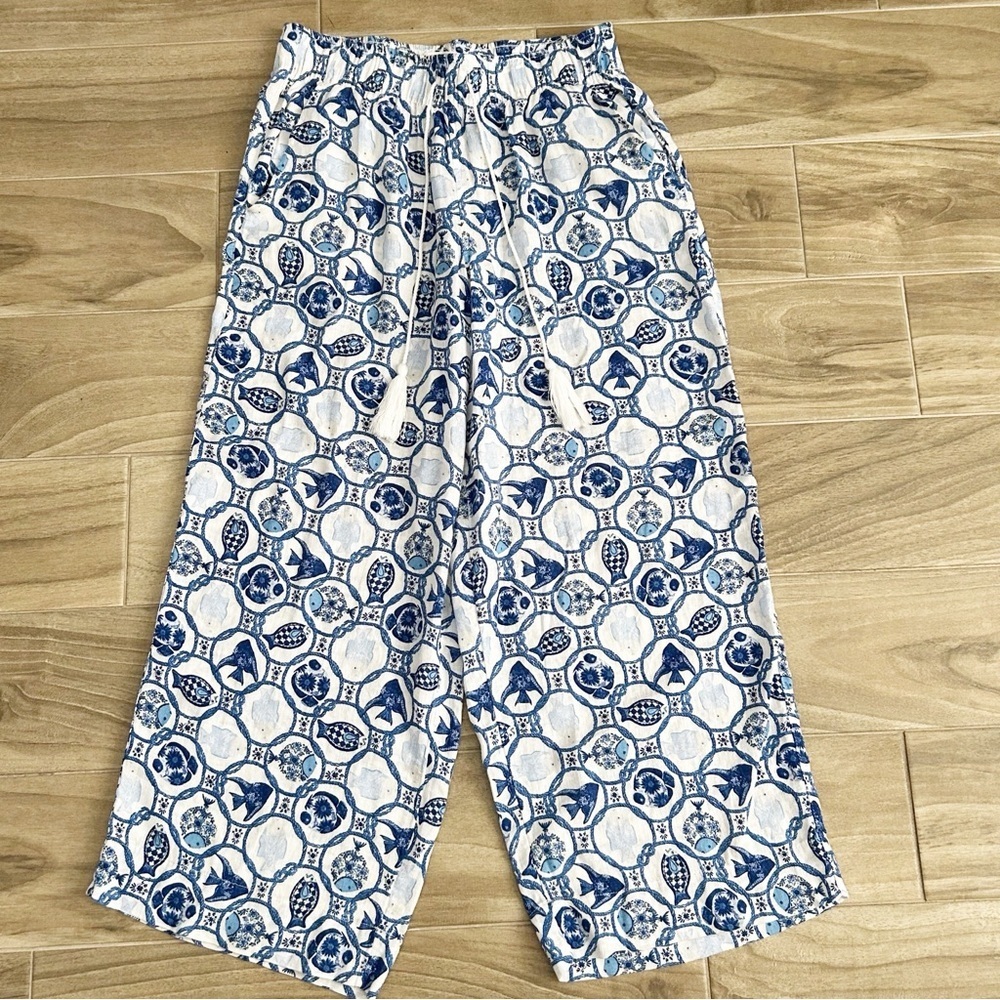 Isaac Mizrahi Navy and White Fish Patterned Pants